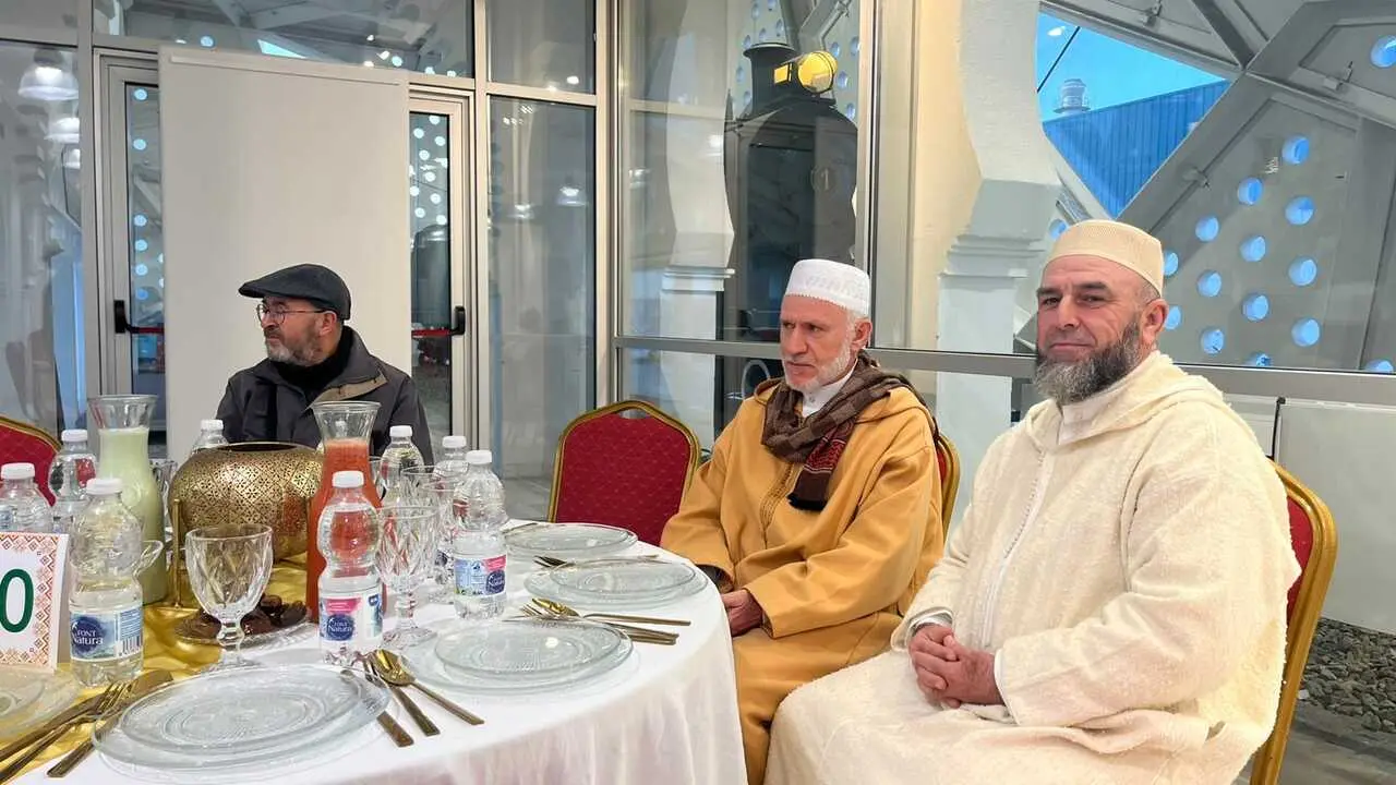Iftar institucional. 23