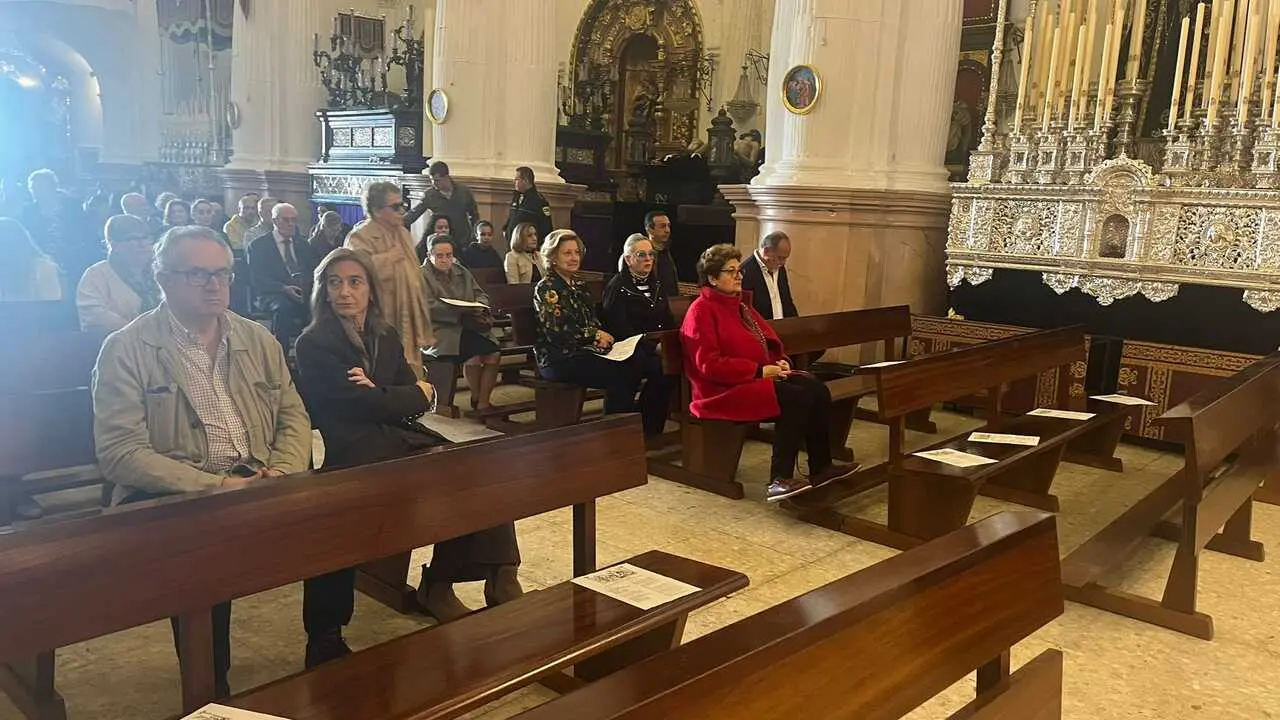 Bendición de las palmas en el Domingo de Ramos.34