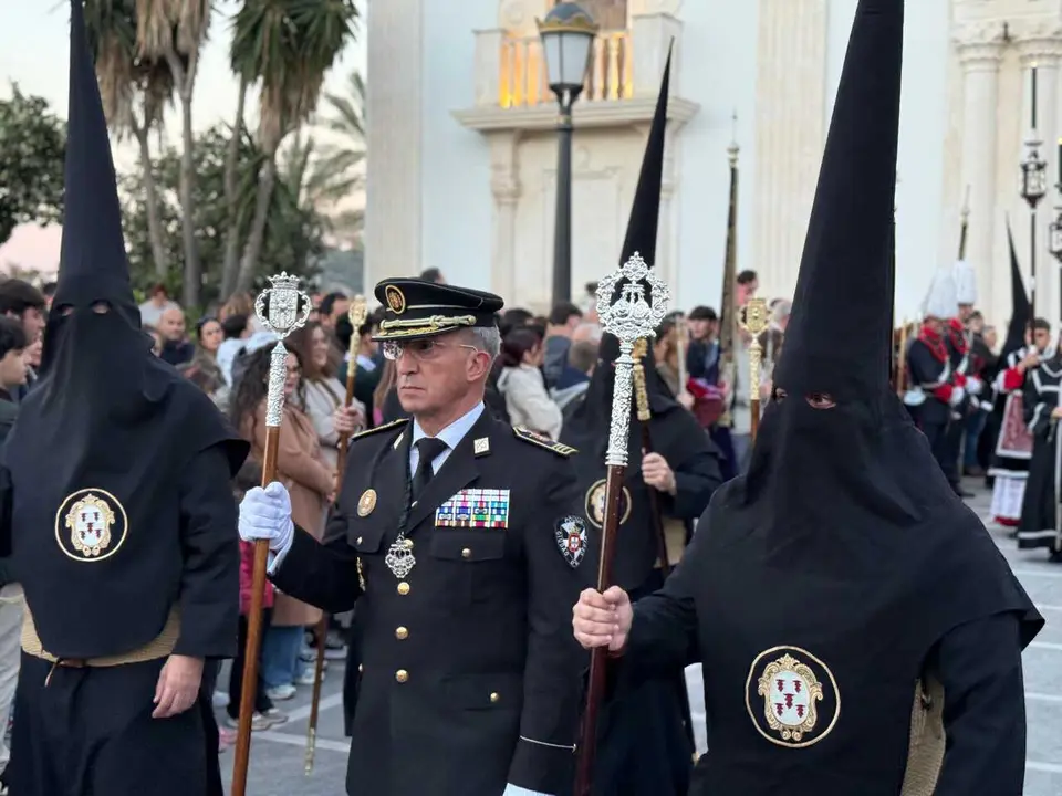 Procesi&oacute;n del Cristo de la Vera Cruz y Nuestra Se&ntilde;ora del Desamparo en la Semana Santa 2026 (39)