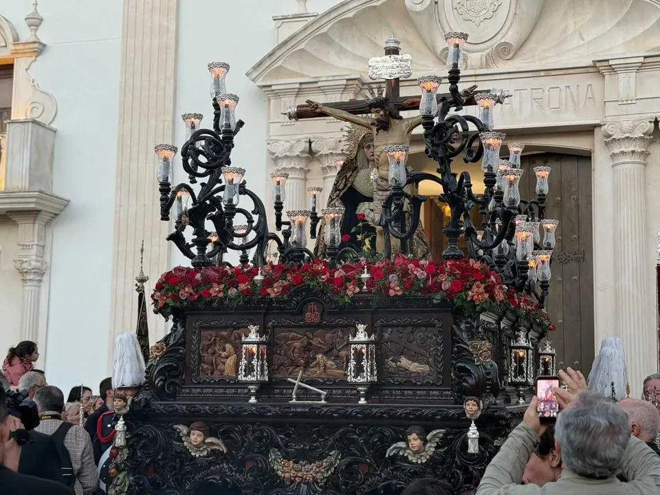 Procesi&oacute;n del Cristo de la Vera Cruz y Nuestra Se&ntilde;ora del Desamparo en la Semana Santa 2026 (44)