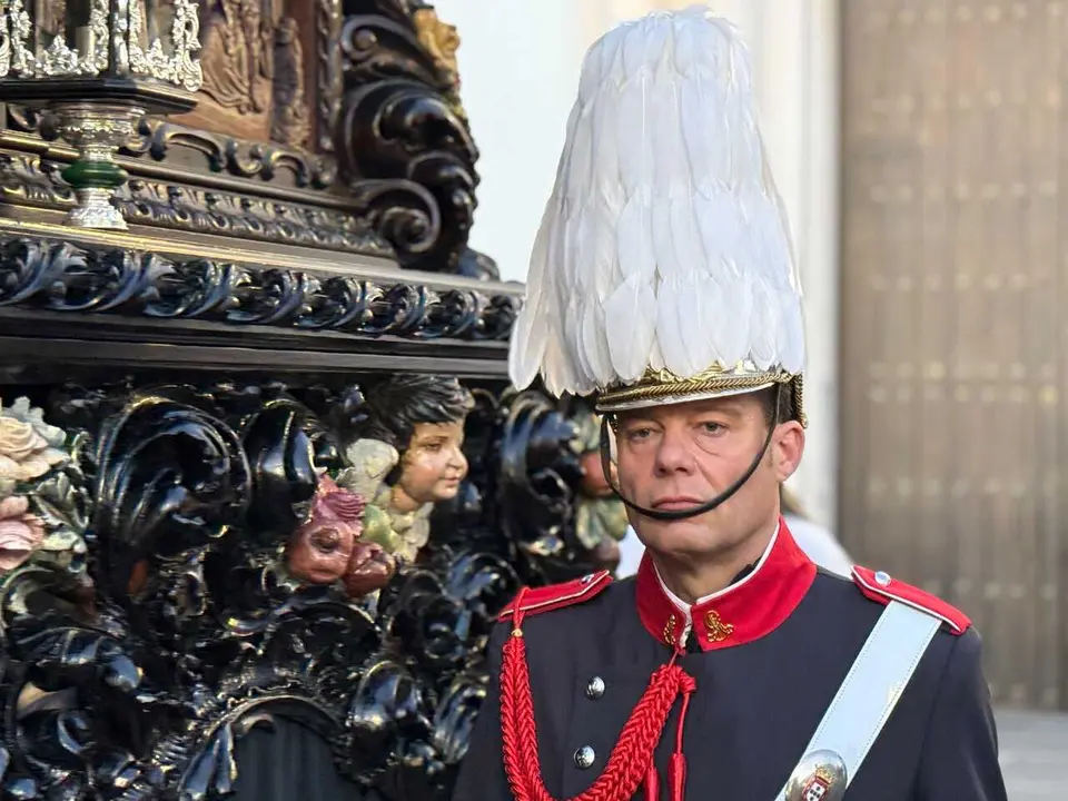 Procesi&oacute;n del Cristo de la Vera Cruz y Nuestra Se&ntilde;ora del Desamparo en la Semana Santa 2026 (48)