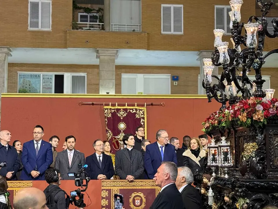 Procesi&oacute;n del Cristo de la Vera Cruz y Nuestra Se&ntilde;ora del Desamparo en la Semana Santa 2026  (2)