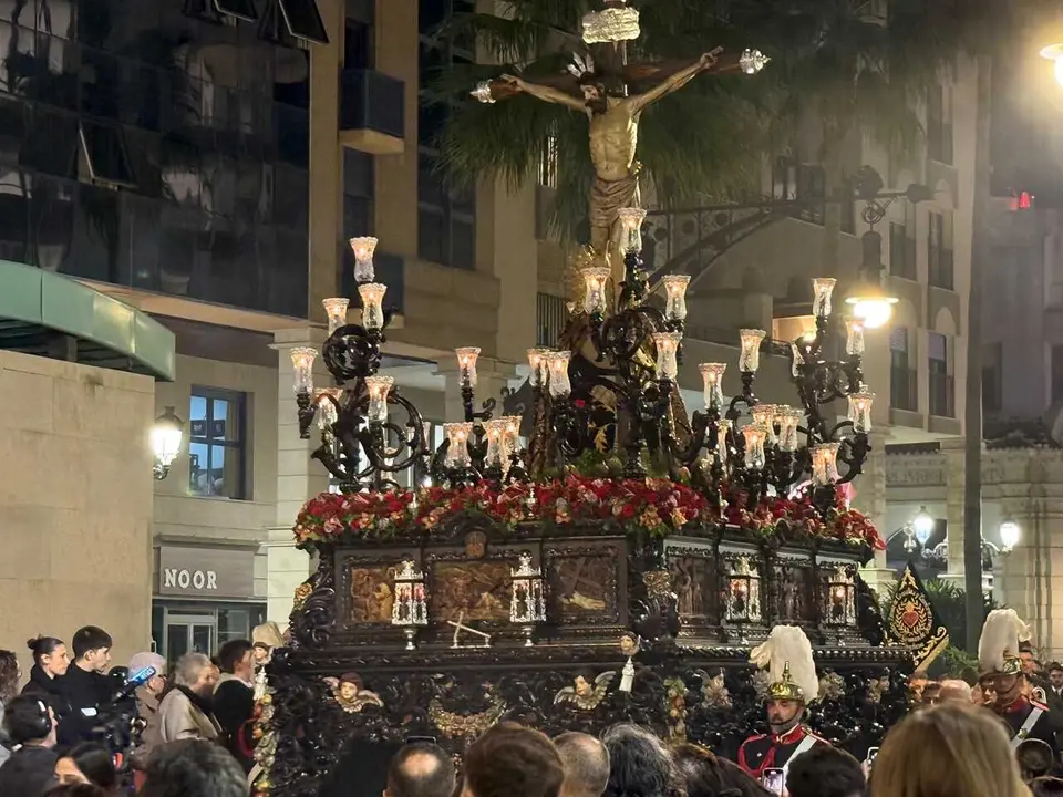 Procesi&oacute;n del Cristo de la Vera Cruz y Nuestra Se&ntilde;ora del Desamparo en la Semana Santa 2026  (13)