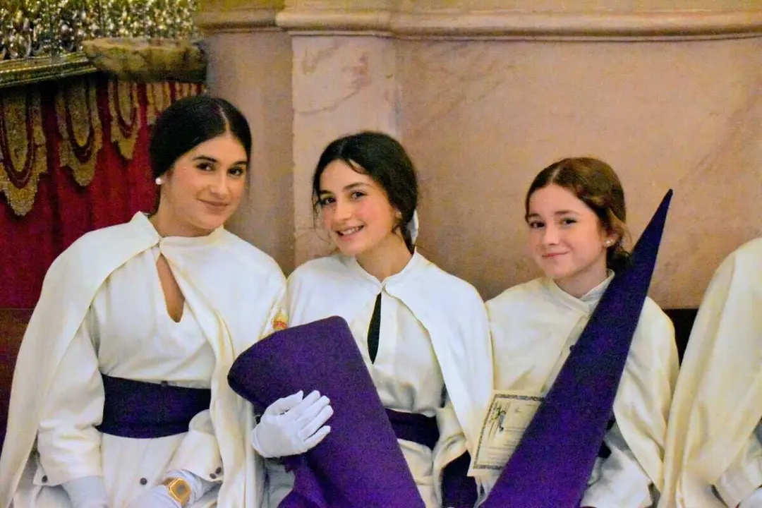 La Legi&oacute;n acompa&ntilde;a el Encuentro entre Nuestro Padre Jes&uacute;s Nazareno y la Sacrat&iacute;sima Virgen de la Esperanza en la Semana Santa 2026 (4)