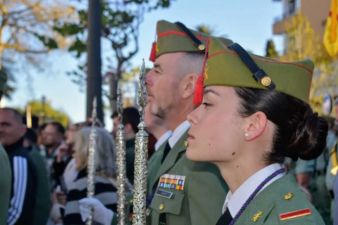 La Legi&oacute;n acompa&ntilde;a el Encuentro entre Nuestro Padre Jes&uacute;s Nazareno y la Sacrat&iacute;sima Virgen de la Esperanza en la Semana Santa 2026 (39)