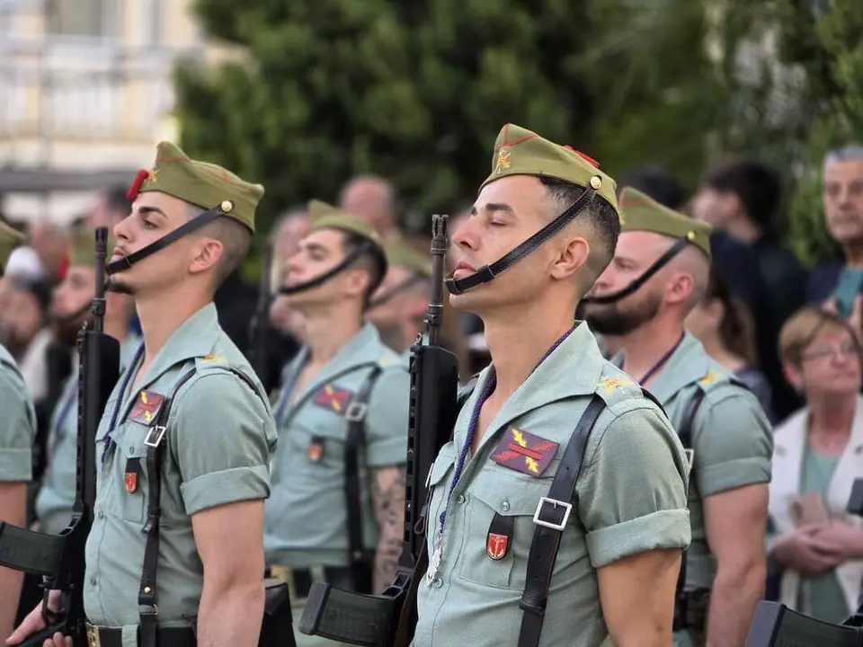 La Legi&oacute;n acompa&ntilde;a el Encuentro entre Nuestro Padre Jes&uacute;s Nazareno y la Sacrat&iacute;sima Virgen de la Esperanza en la Semana Santa 2026 (65)