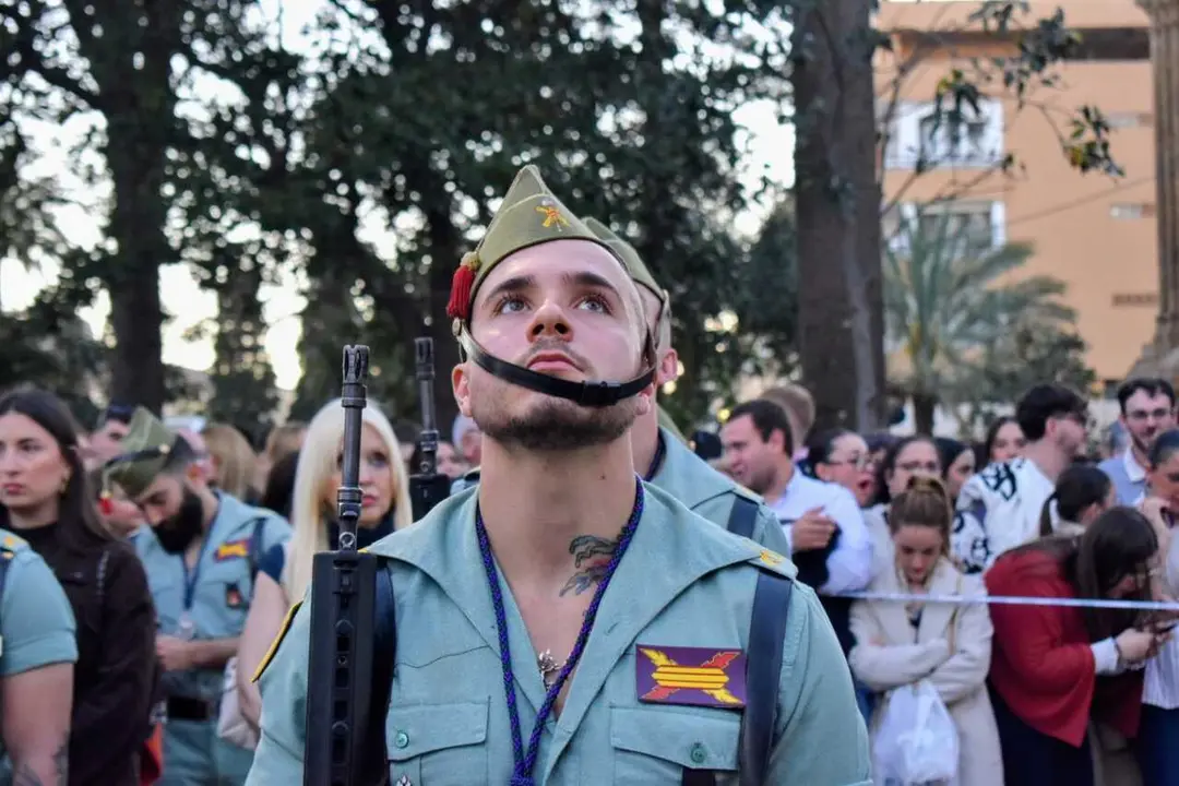 La Legi&oacute;n acompa&ntilde;a el Encuentro entre Nuestro Padre Jes&uacute;s Nazareno y la Sacrat&iacute;sima Virgen de la Esperanza en la Semana Santa 2026 (72)