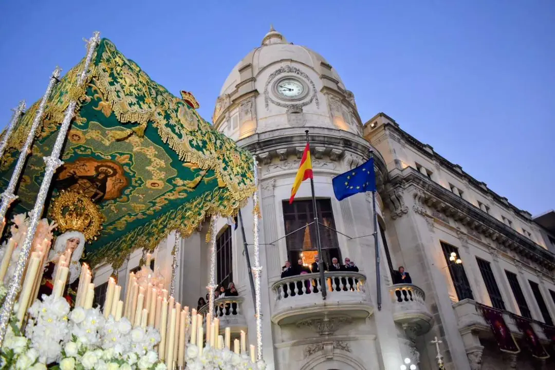 La Legi&oacute;n acompa&ntilde;a el Encuentro entre Nuestro Padre Jes&uacute;s Nazareno y la Sacrat&iacute;sima Virgen de la Esperanza en la Semana Santa 2026 (75)