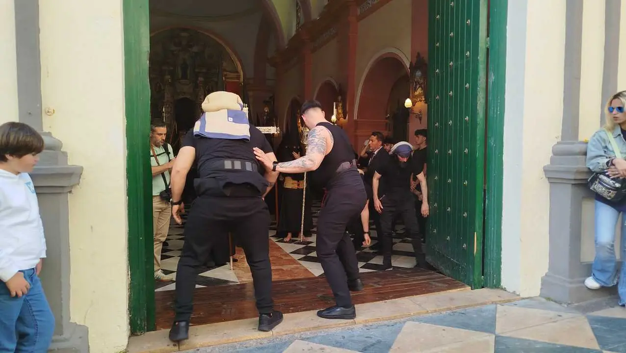 Procesi&oacute;n de los Remedios en la Semana Santa 2026 (11)