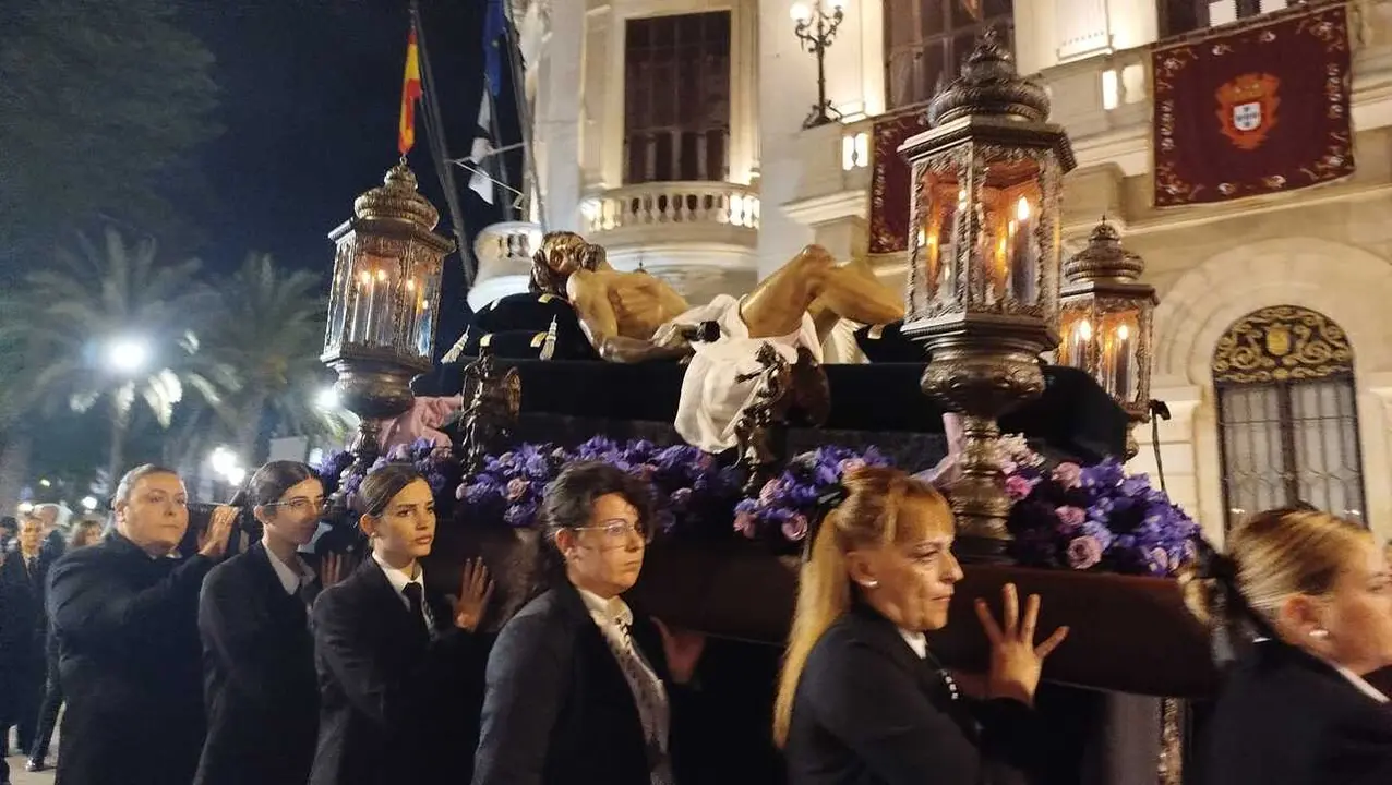 El Santo Entierro en la Semana Santa 2026 (21)