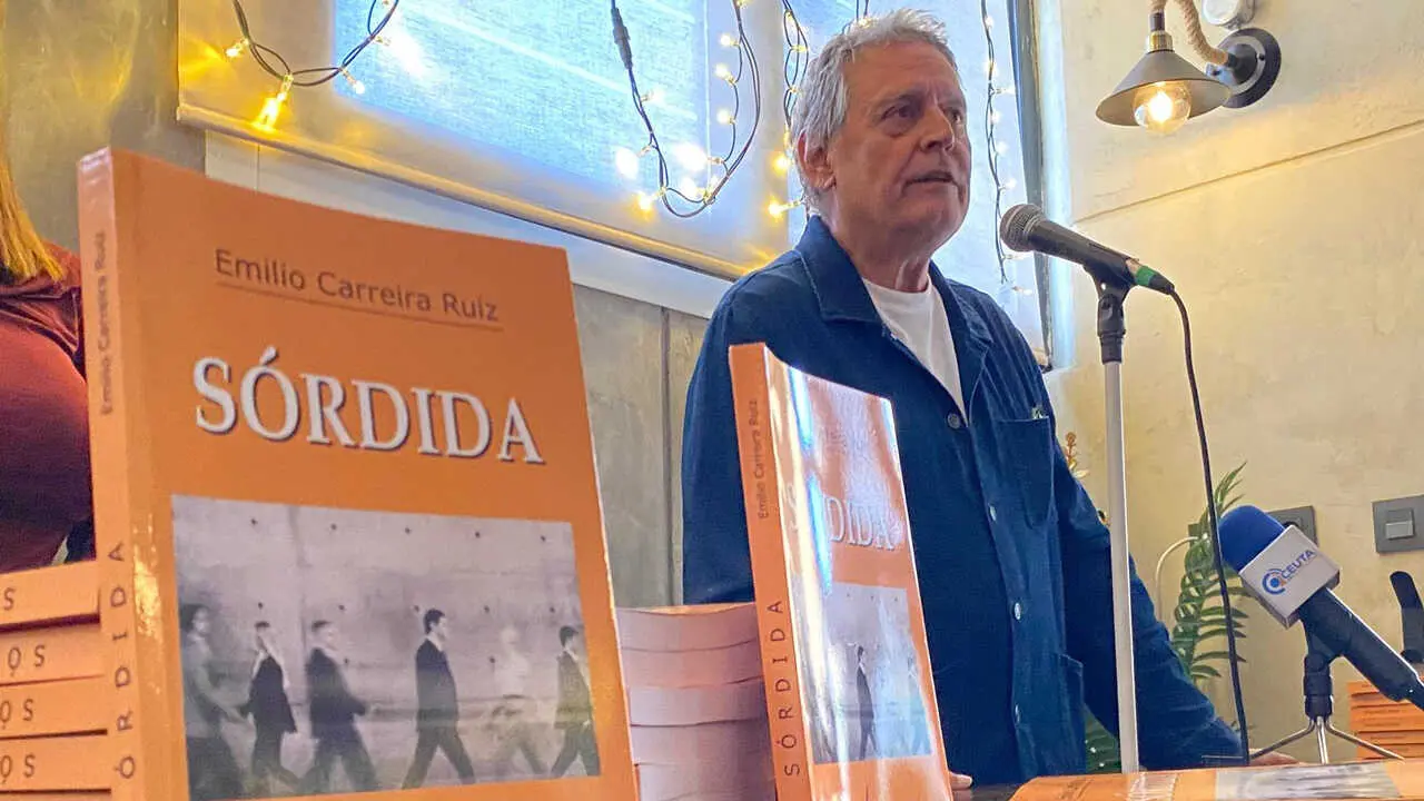 Presentaci&oacute;n del libro de Emilio Carreira 'S&oacute;rdida' en La Morena (18)