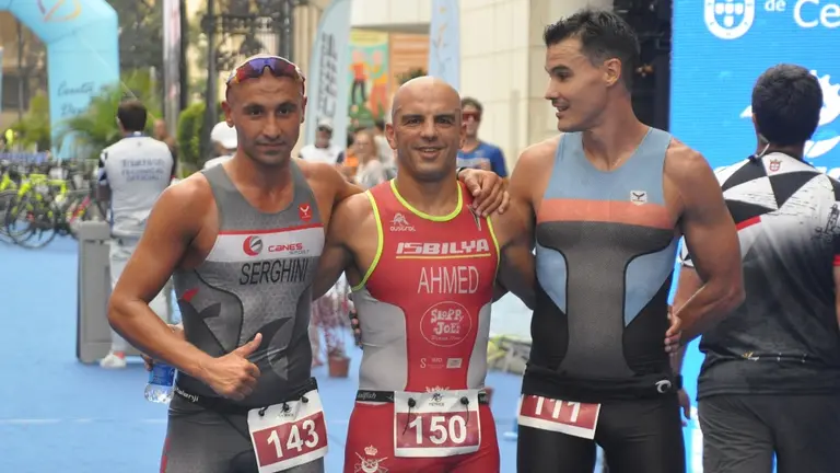 ganadores triatlon local 2023