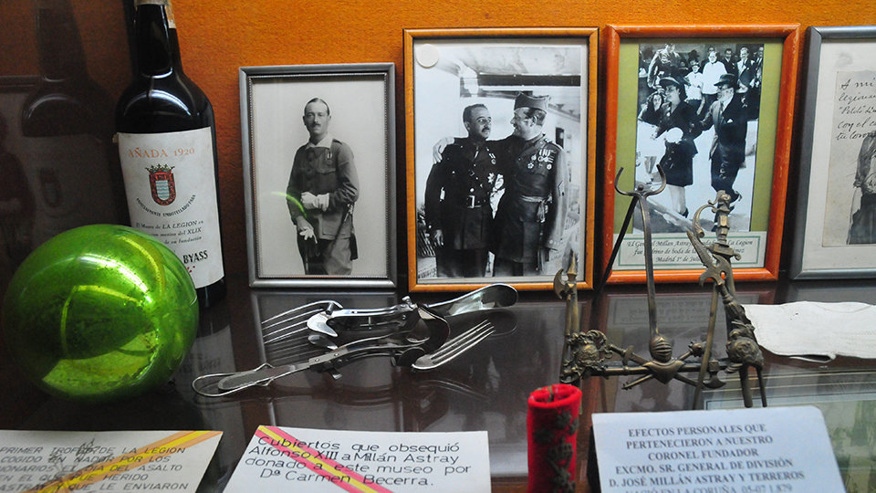 Efectos personales de Millán Astray y Franco en el Museo de la Legión