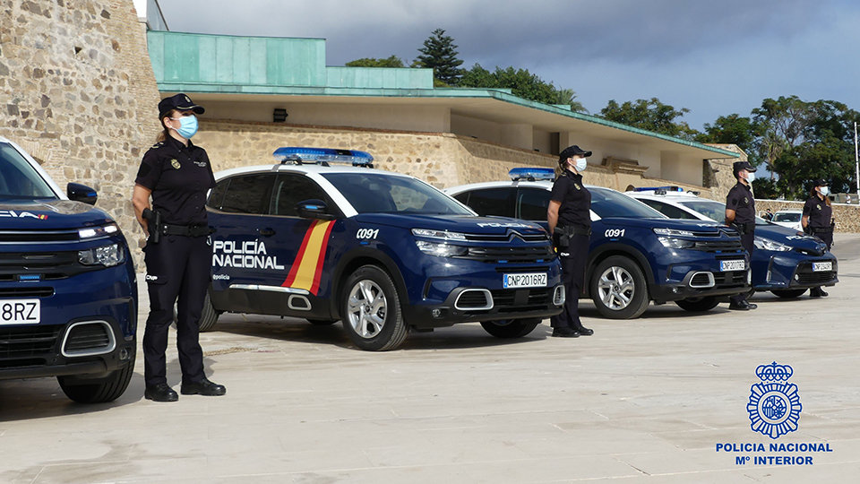 Nuevos coches de la Policía Nacional en Ceuta