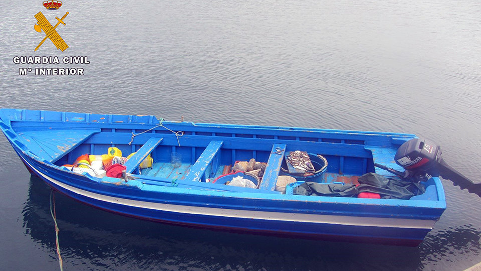 Barca de pescadores usada para el fondeo de hachís