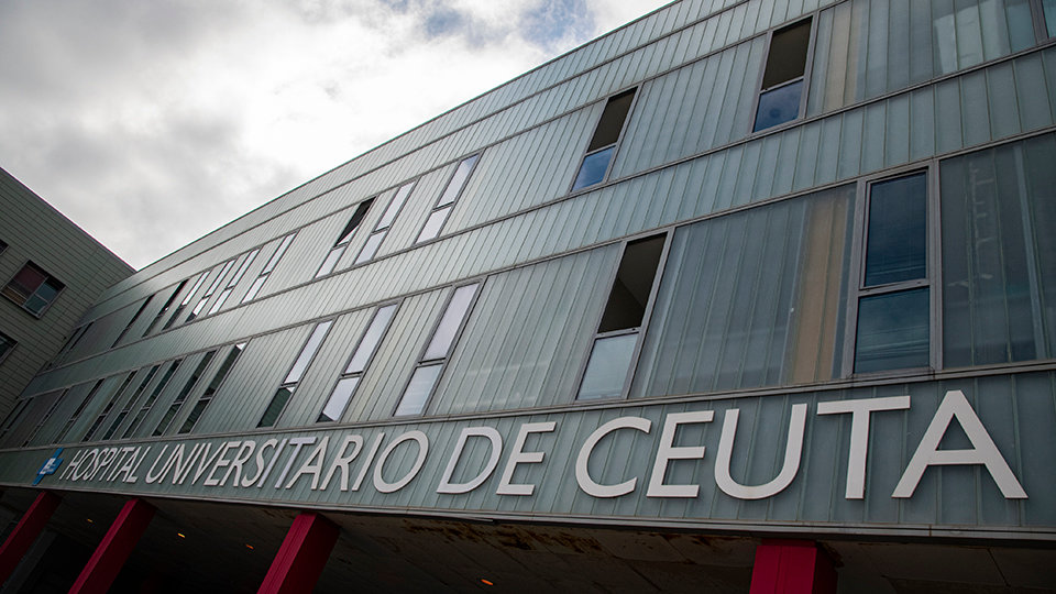 Fachada del Hospital Universitario de Ceuta