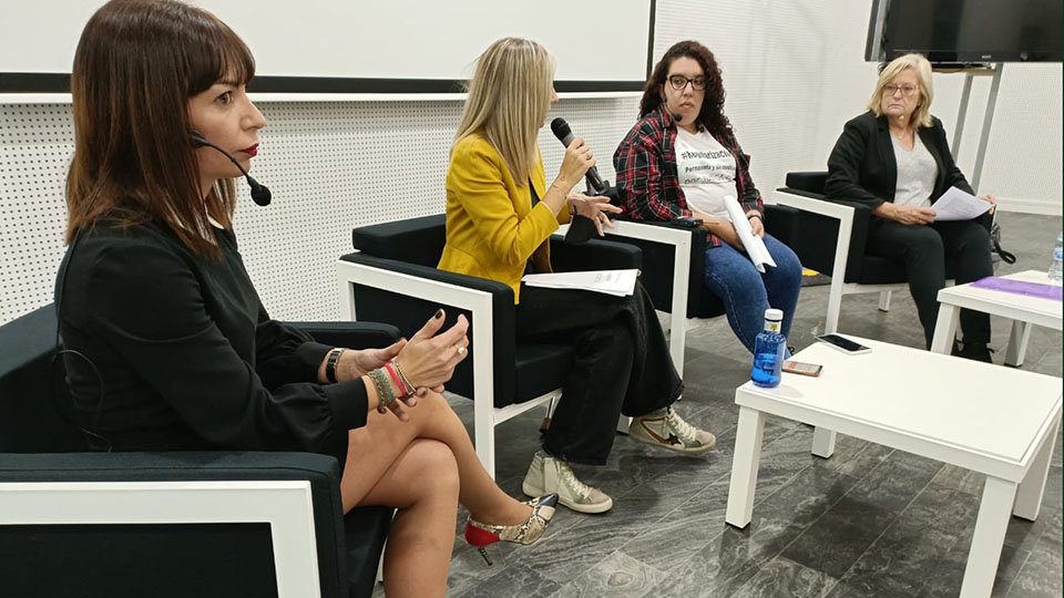 Yolanda Díaz, Paloma F. Coleto, Nisrin Haddad e Isabel Valriberas