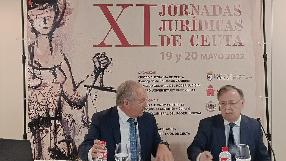 Fernando Tesón y Juan Vivas en la inaiguración de las Jornadas Jurídicas