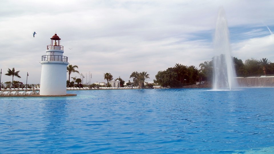 parque maritimo piscina