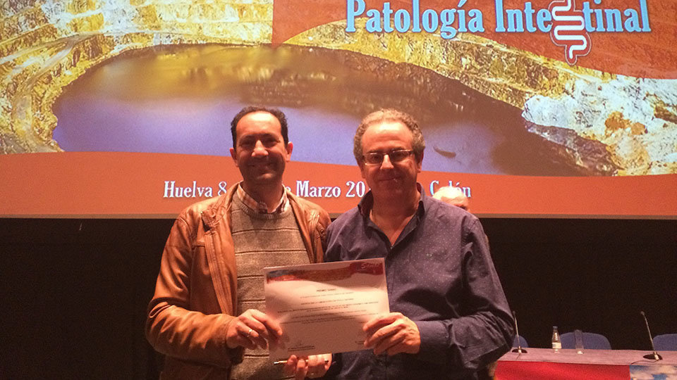 Dr. Jacobo Díaz Portillo, analista clínico del INGESA recoge el galardón