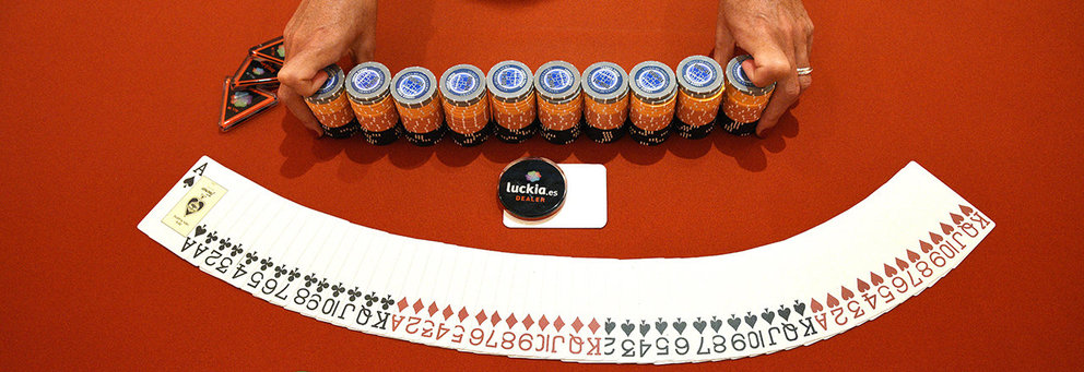 Mesa de póker en el Casino de Ceuta