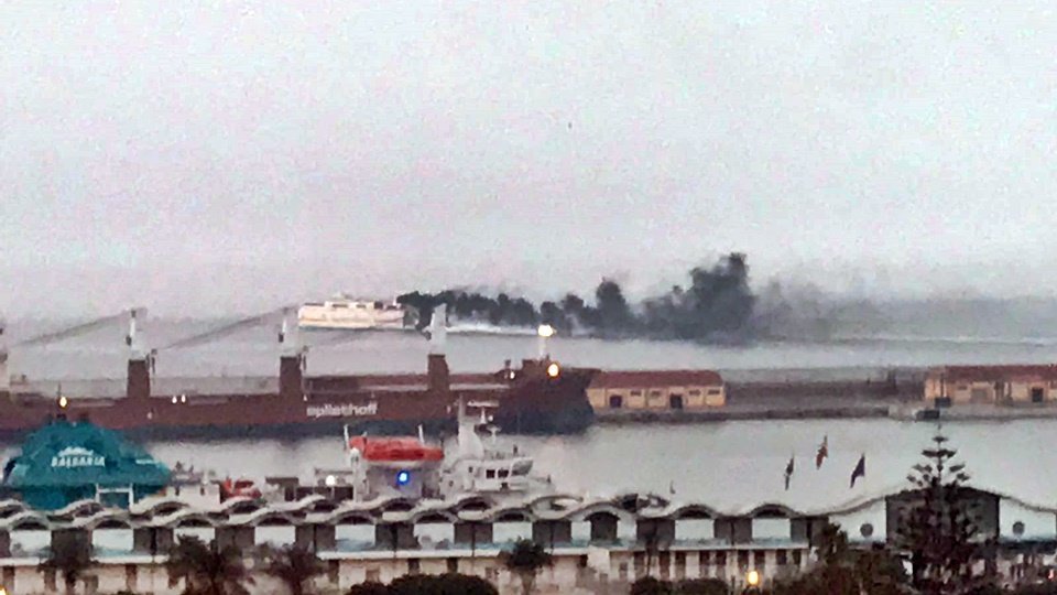 humo barco acciona