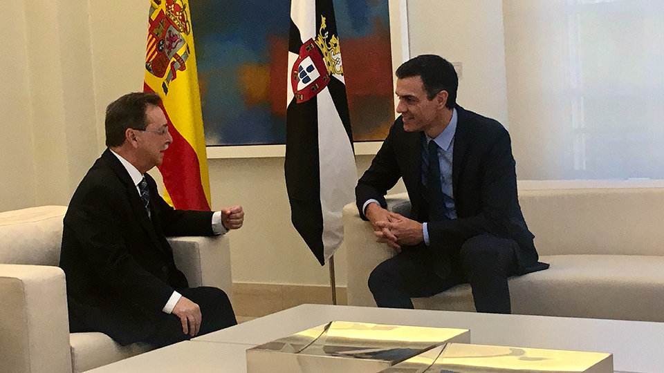 Juan Vivas y Pedro Sánchez en Moncloa 2