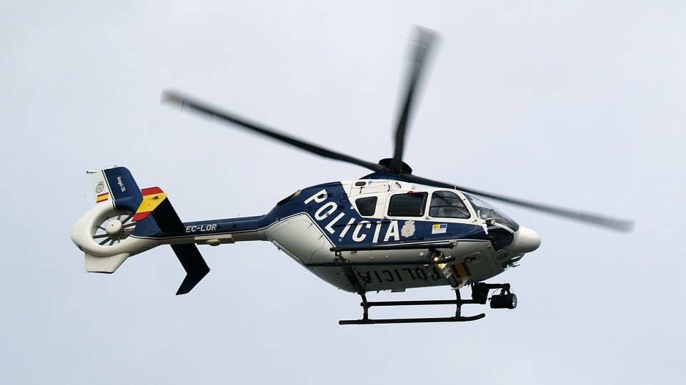 helicóptero policía