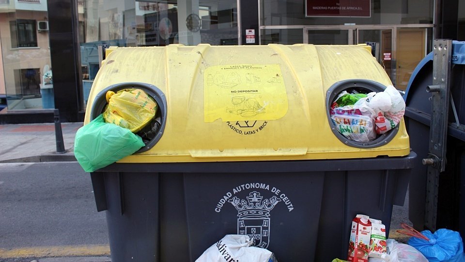 basura contenedor reciclaje 1
