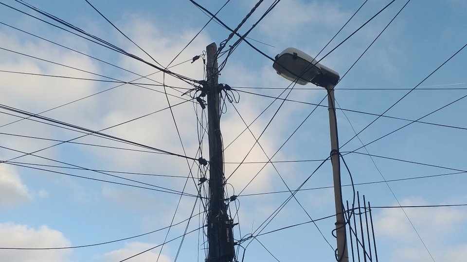 cables calle colombia ene2020