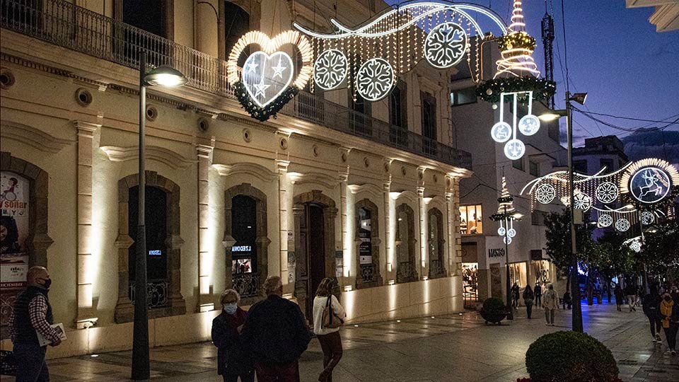 Museo e¡de Ceuta con luces navideñas