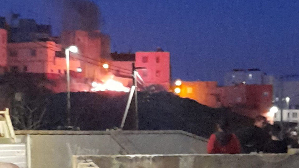 Foto cedida por los vecinos de Arcos Quebrados. Incendio en Finca Buzzian.