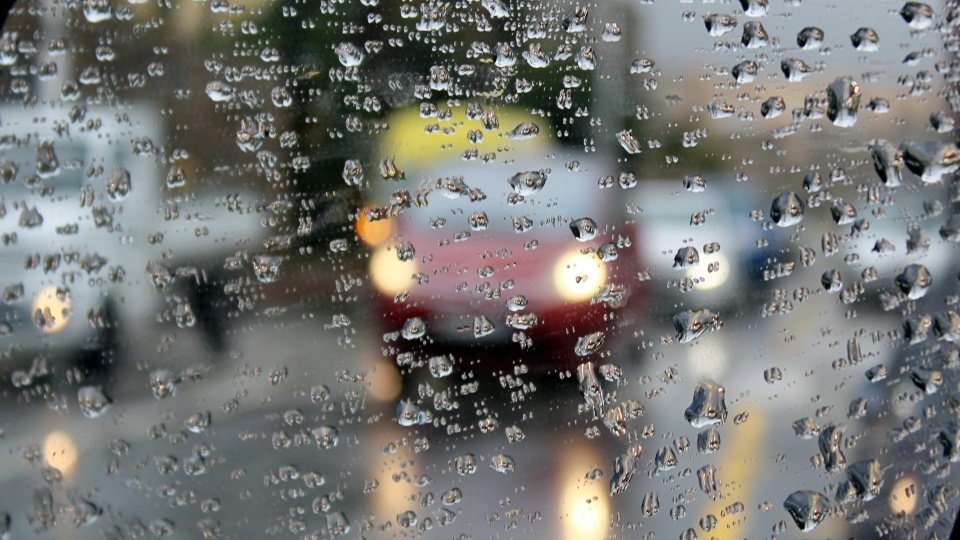 lluvia coches