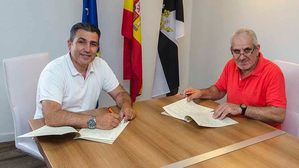 Firma del convenio entre la Consejería de Educación y Cultura y la Asociación Cultural Al Idrissi de Ceuta