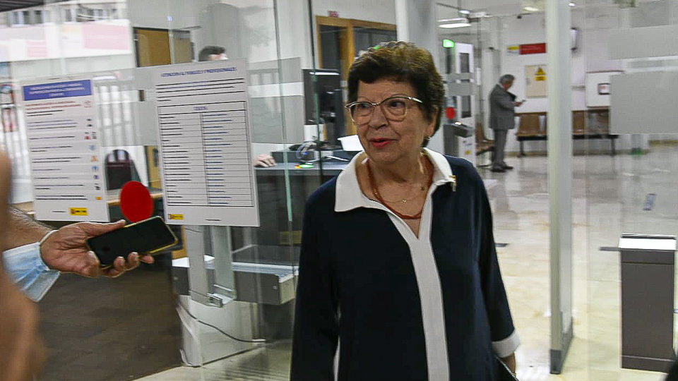 La delelgada del Gobierno, Salvadora Mateos, a su salida de los Juzgados-1