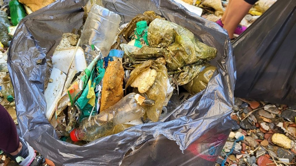 Residuos recogidos por los voluntarios de 'Ceuta sin plástico'
