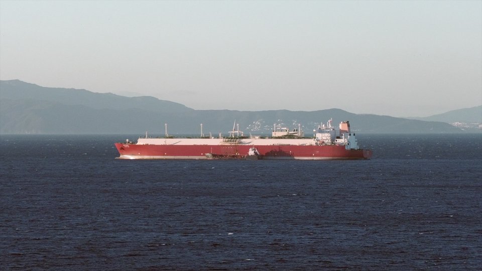 Buque gasero BU SAMRA, en aguas del estrecho de Gibraltar / Autoridad Portuaria