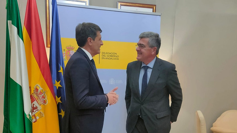 El Delegado del Gobierno en Ceuta, Rafael García, con el Delegado del Gobierno Andalucía, Pedro Fernández Peñalver