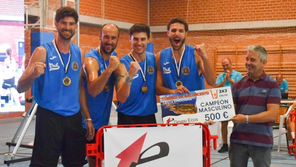 Equipo masculino vencedor del 3x3 Ceuta Emociona / FBC