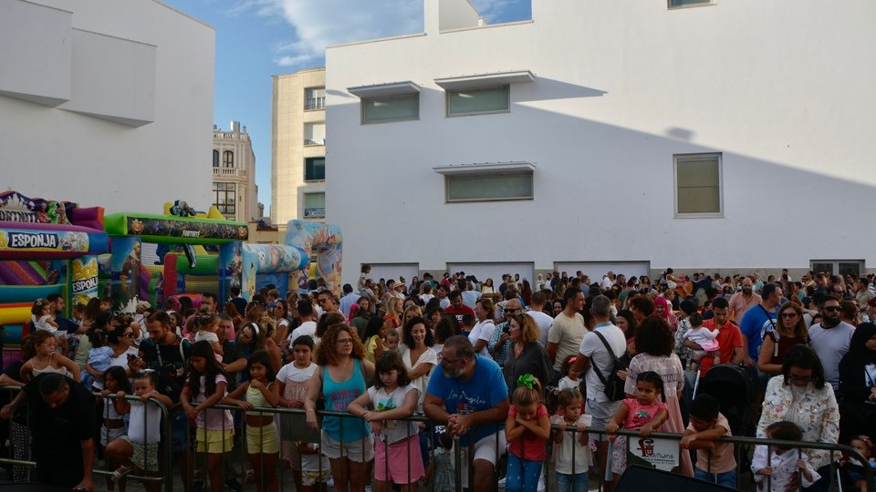 Fiesta infantil plaza Nelson Mandela Día de Ceuta Autonomía 2023