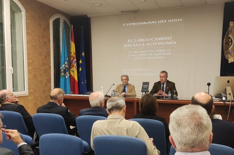 Presentación del libro de Adolfo Fernández Lafuente en Melilla