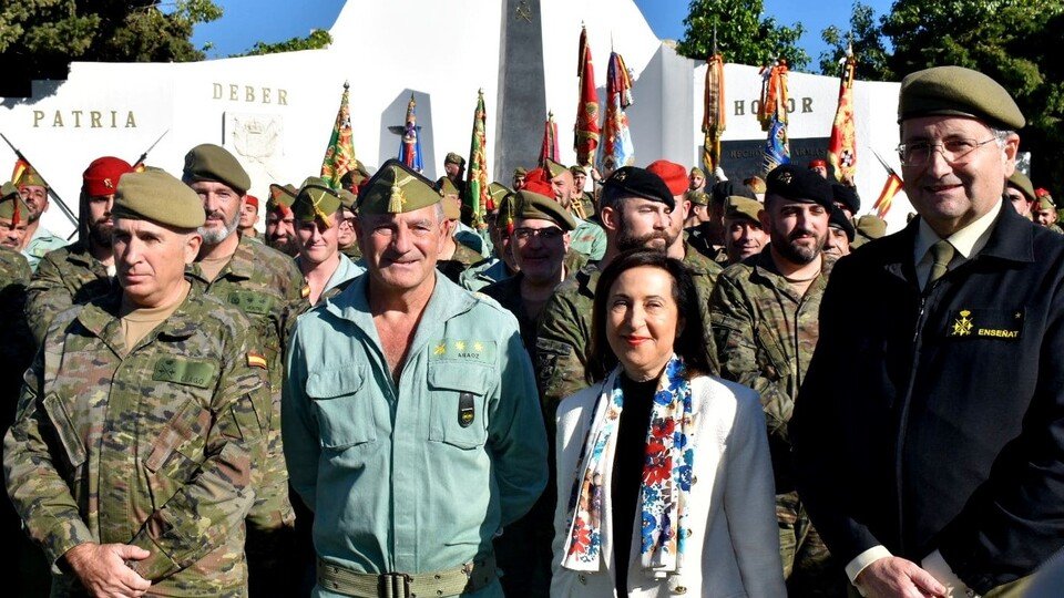 Ministra de Defensa Margarita Robles ejército visita militares 2023