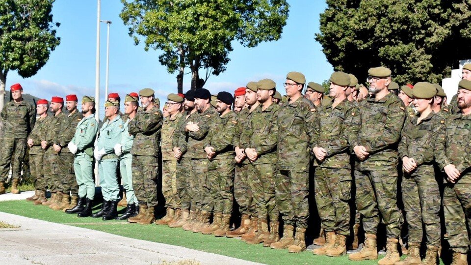 Ministra de Defensa Margarita Robles ejército visita militares 2023