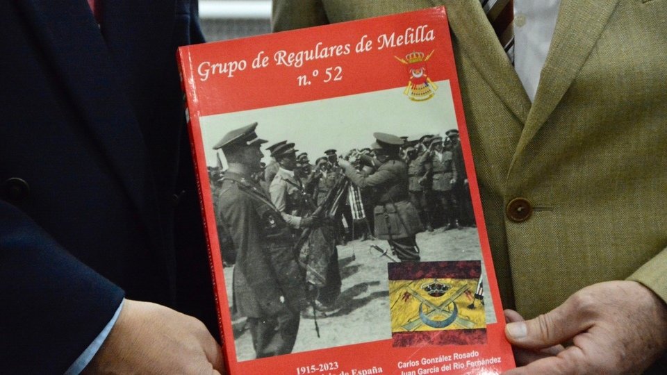 Presentación libro regulares 52 melilla militares ejército biblioteca