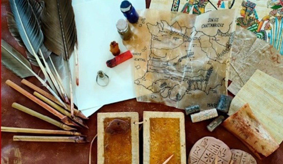 taller escritura antigua creativa plumas pergaminos