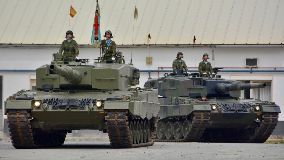 Ejército militar desfile parada Caballería Montesa aniversario 2024
