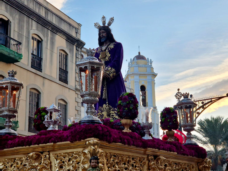  El Cristo de Medinaceli a su paso por la Gran Vía en 2023 / Laura Ortiz 