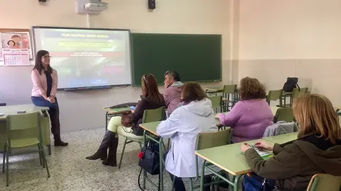 Charla sobre drogas en el IES Almina