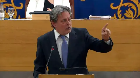 Emilio Carreira durante su intervenci&oacute;n en el Debate sobre el Estado de la Ciudad
