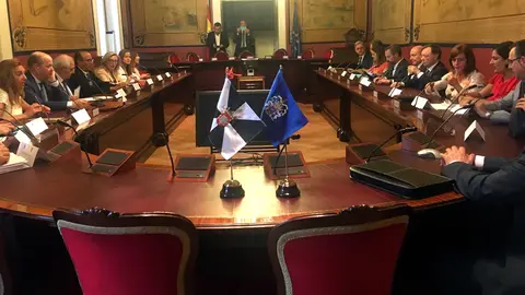 Reuni&oacute;n de las delegaciones de Ceuta y Melilla en el Senado. Foto. Gobierno de Ceuta